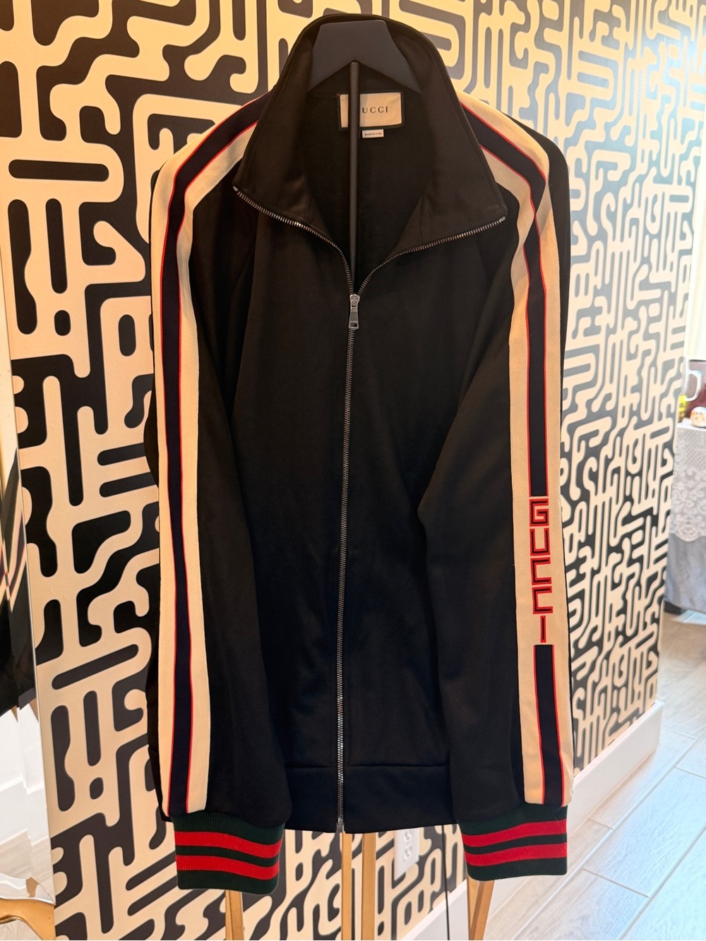 XXXL Gucci Black Technical Jersey Logo Stripe Track Suit – Jacket & Pants Set